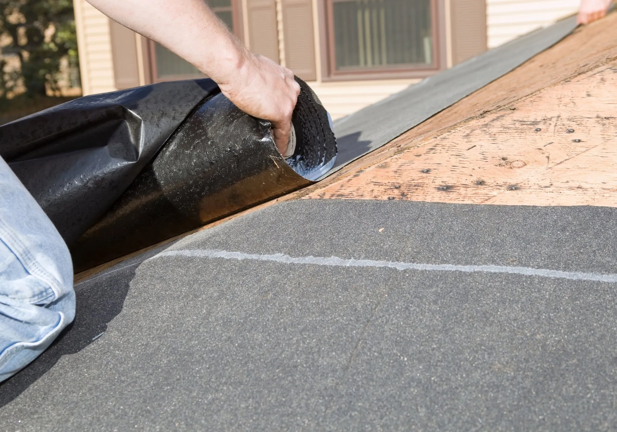 Professional roof underlayment installation in La Mesa CA – expert roof repair services by certified roofing contractors in East County San Diego